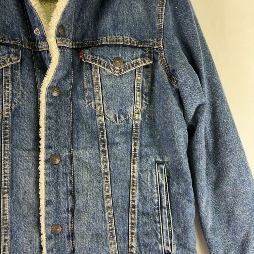 Levi's Jacket - Picture 3 of 4